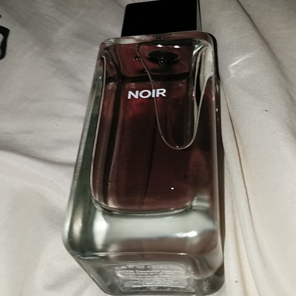 BRAND NEW WITH BOX NOIR BATH AND BODY WORKS MENS